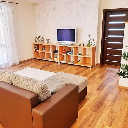 Villa Modern House Near River Danube Komarno