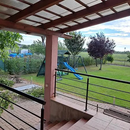 Modern House Near River Danube Villa *